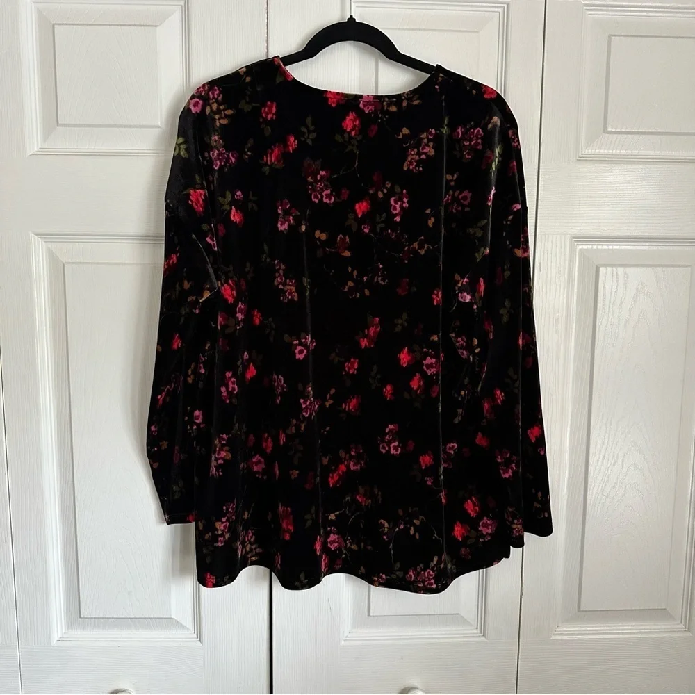 J Jill Shirt Womens L Black Velvet Dark Floral Long Sleeve Stretch Pullover Boho